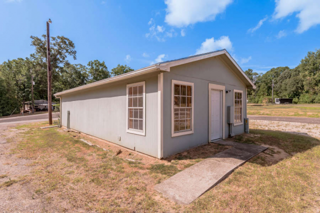 shower house