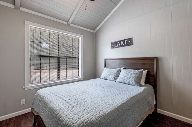 townhouse bedroom